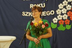 09