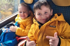 8d9deef5-95e1-4863-a2c9-c9b4a567bbb7